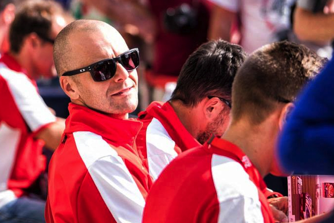 Ferrari bindt wereldkampioen langer aan zich vast: "Mijn tweede familie"